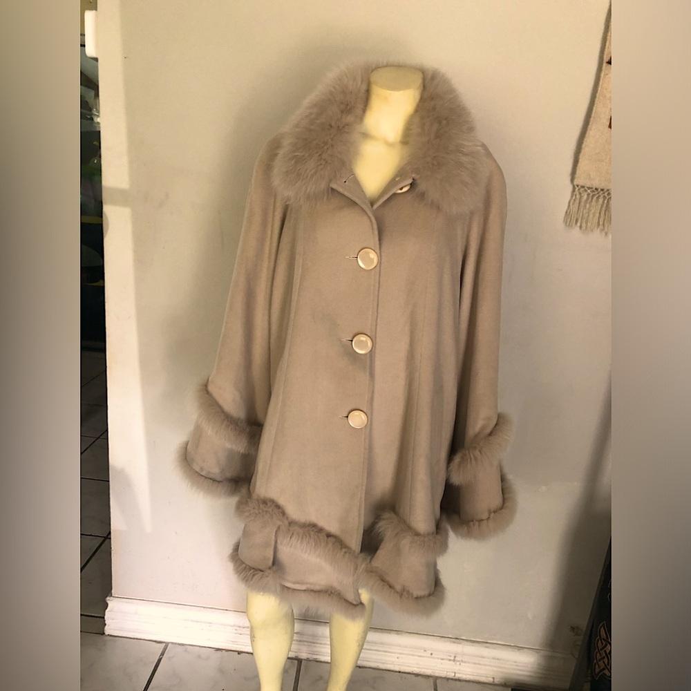 Belle Fare Cashmere Fur Coat Size XL